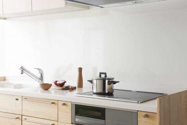 キッチンタイルの選び方! 10 woodone suiji kitchenpanel160 00 860x574 1