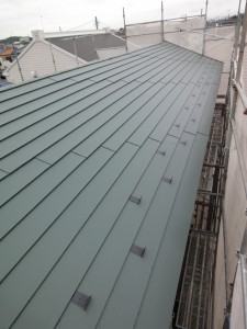 屋根　ガルバリウム鋼板