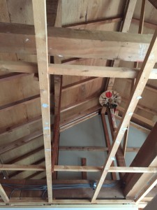 解体後の屋根裏！幣串が守ってくれました~