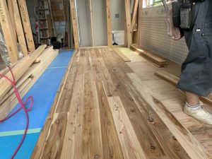 ﾌﾛｰﾘﾝｸﾞ