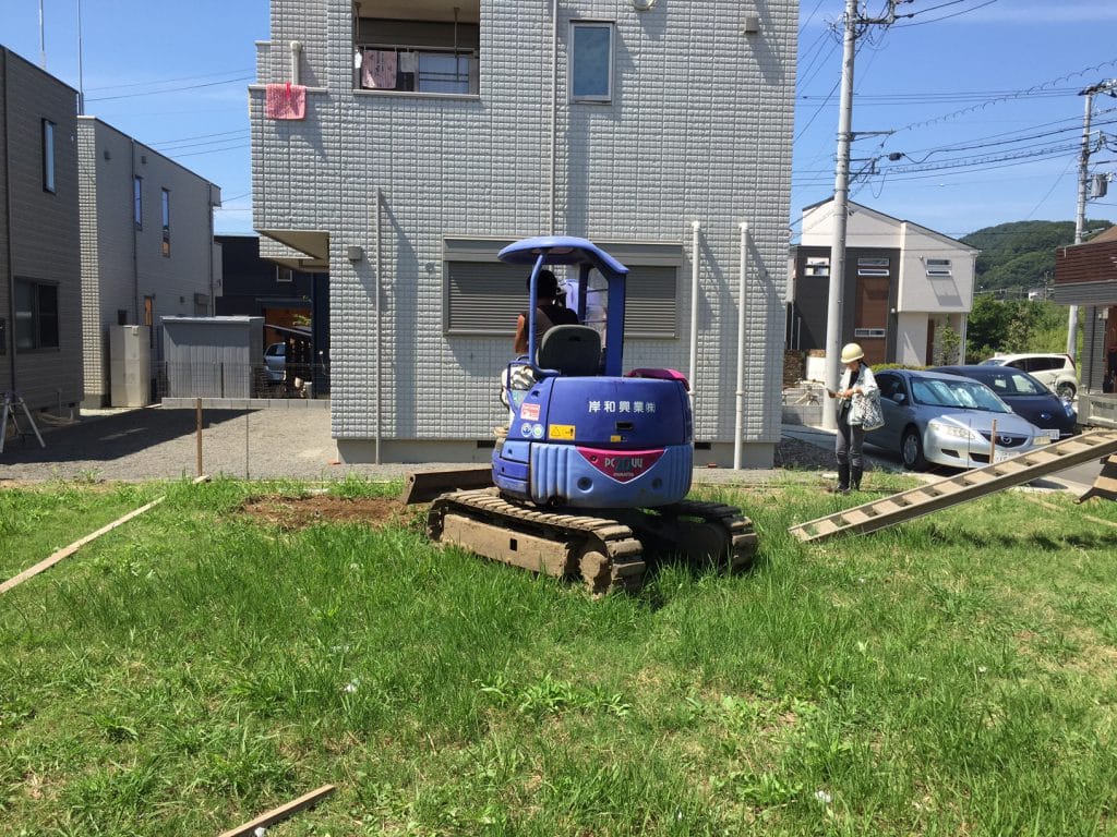 真夏の基礎着工