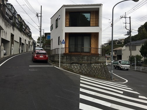 漆喰とレッドシダーの家横浜市編