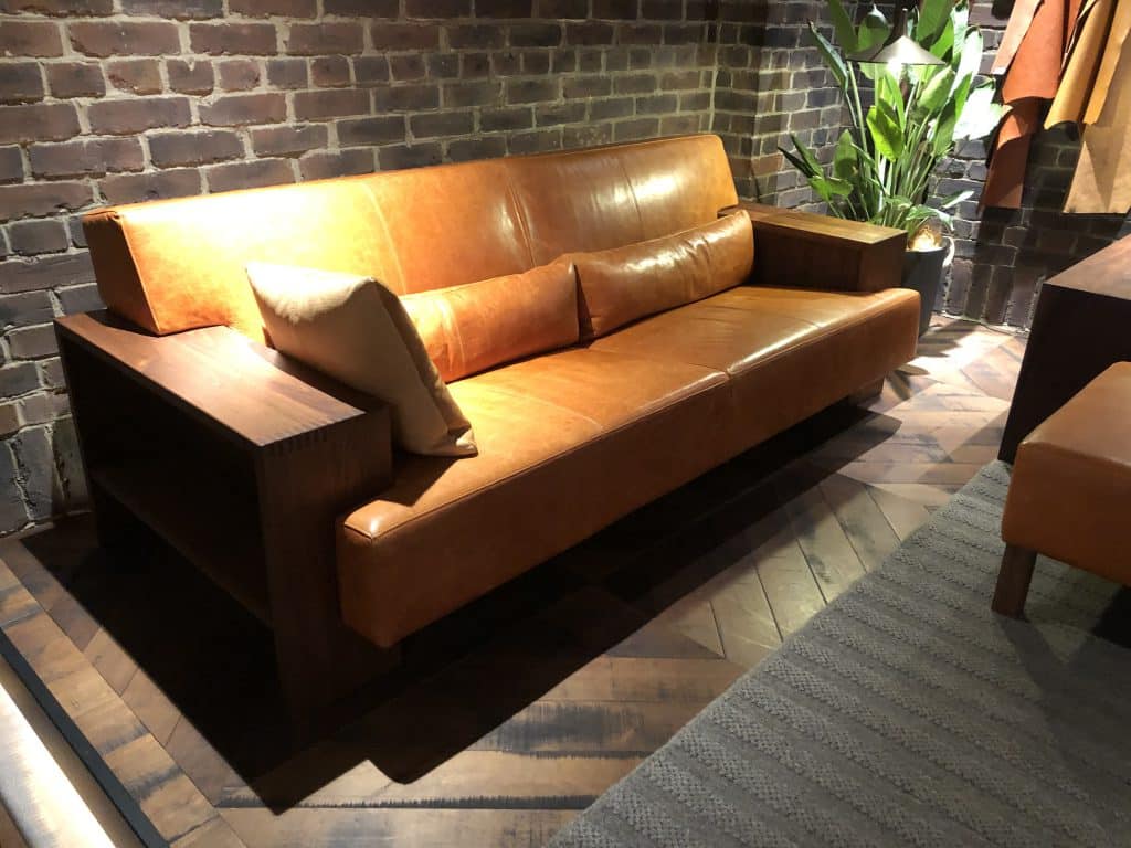 15466CF7-7F3D-4E9E-BA68-99887648DDFE