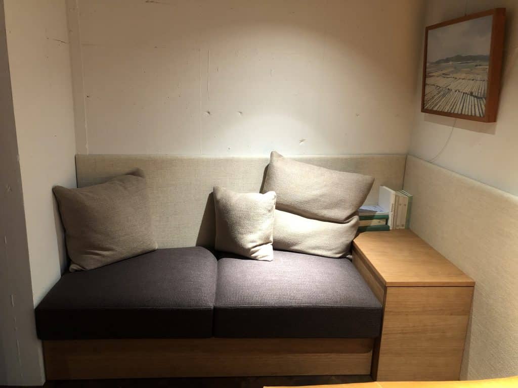 44E54982-FC6F-4B35-B8E9-C1DD1F1CC5A9