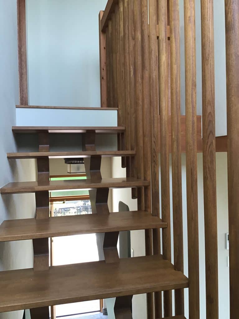 76CEA982-83A0-49FF-910D-F7A5B5EA2CF4