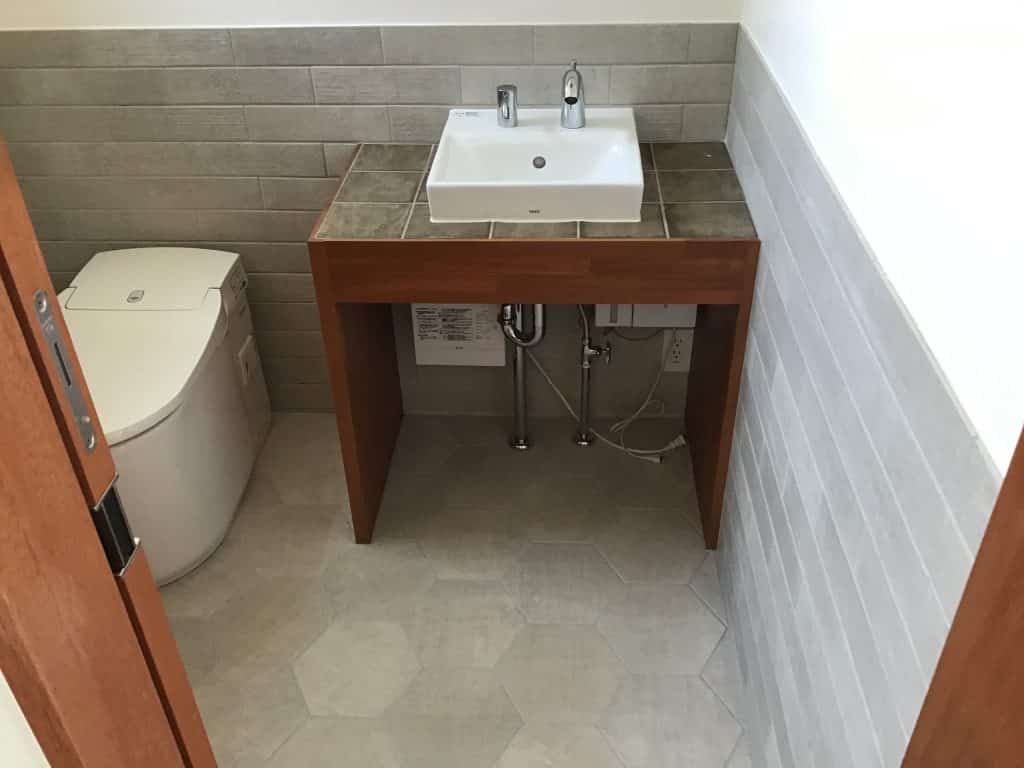 C403E749-9EFD-4FAE-865A-9ECBDD453B4F