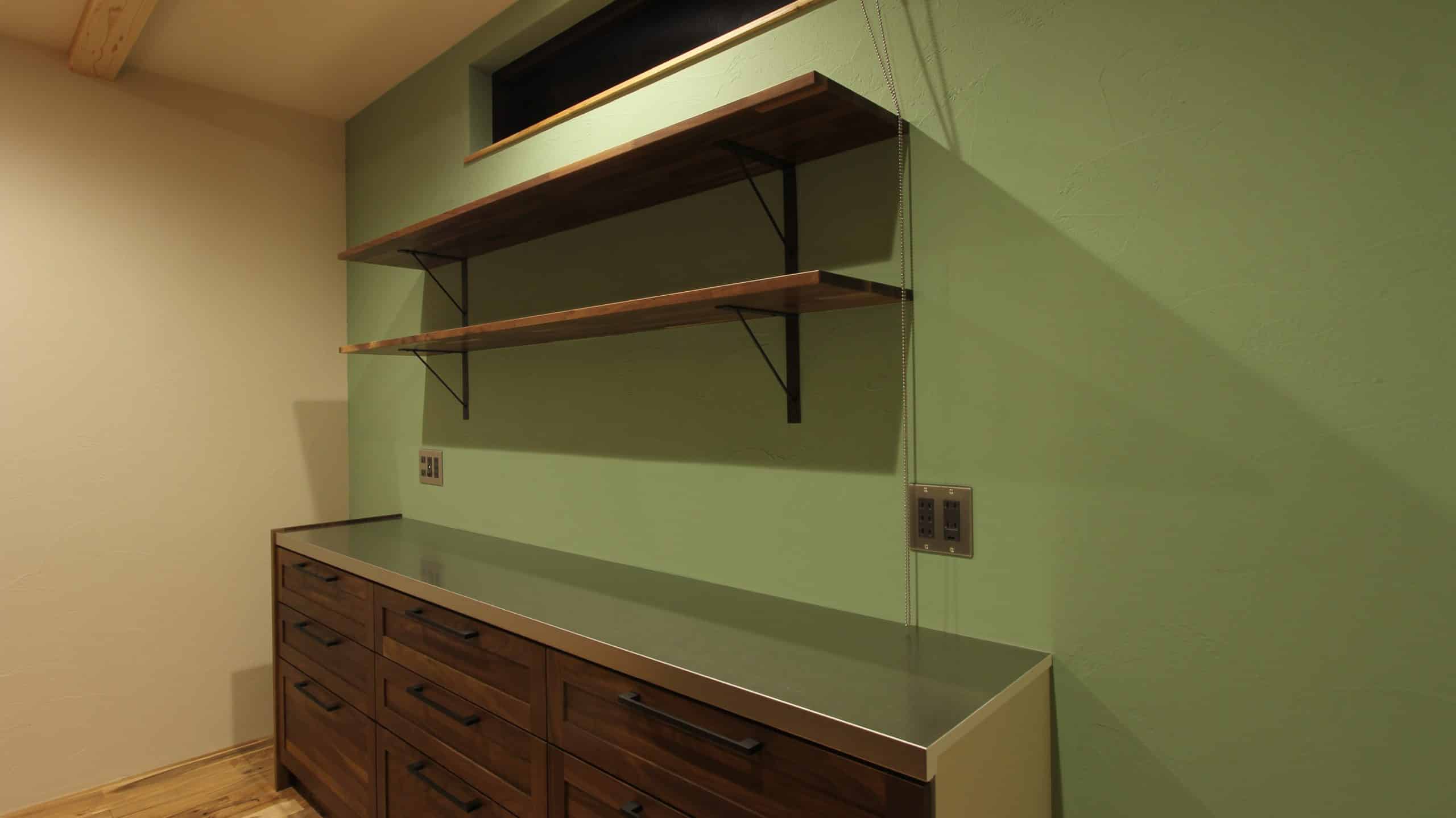 84c3f54bbcfb944da3b69a5b46ade474 scaled