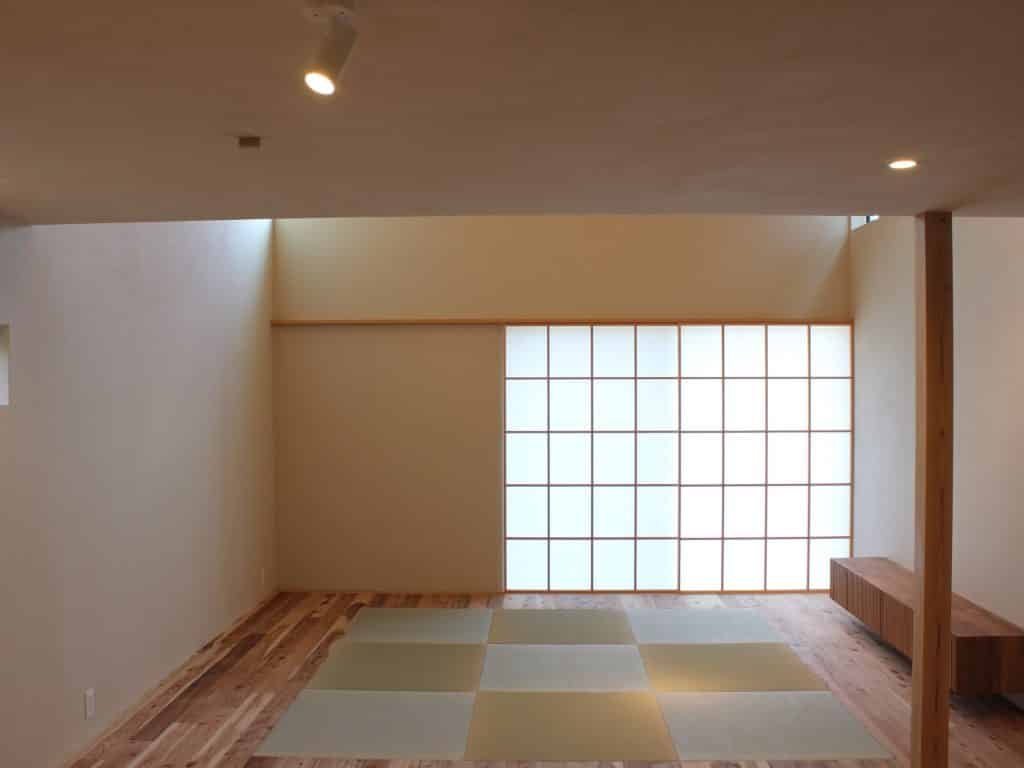 17926c7e7b62d97f5d31d83d86956ff7