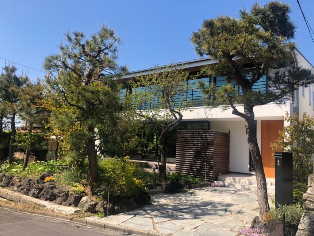 5452b3bff36c60fe67733d8a9203a9ef 1