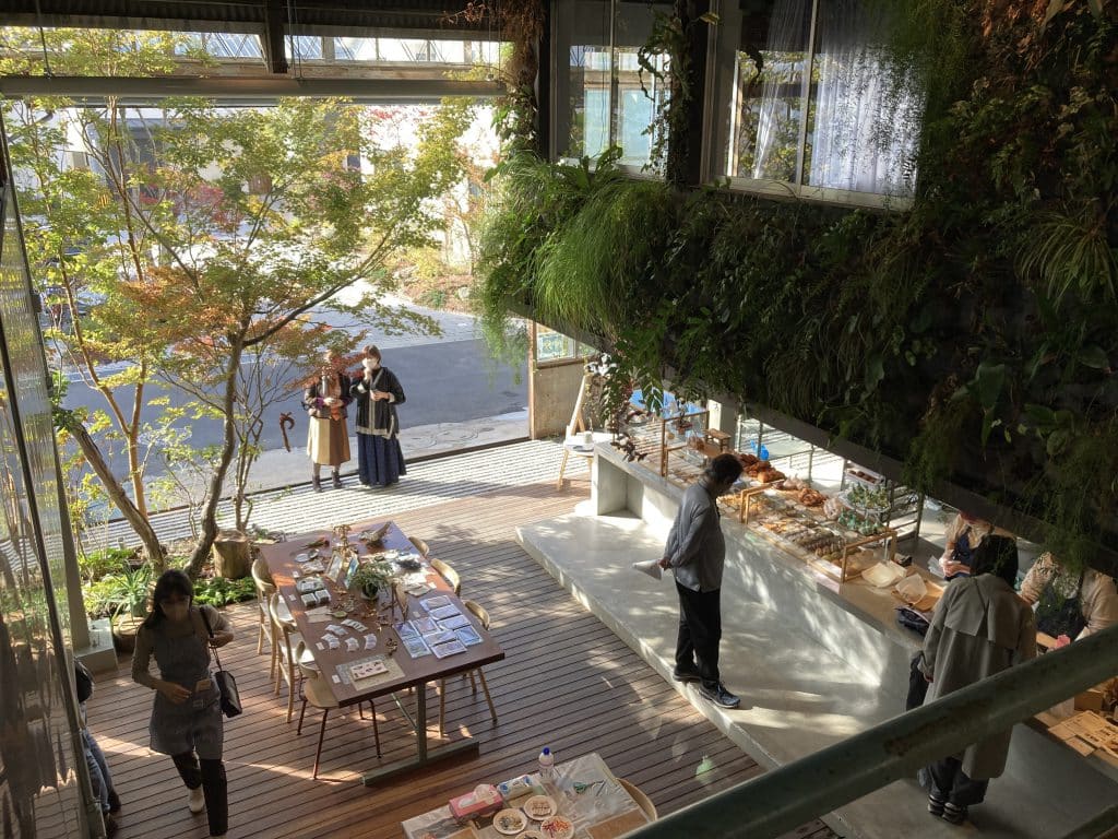 11C9F9F3 86ED 47E5 8D00 0D8D8F498784