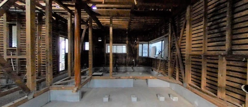 647e538de38854f86cf8b133de4cd98e