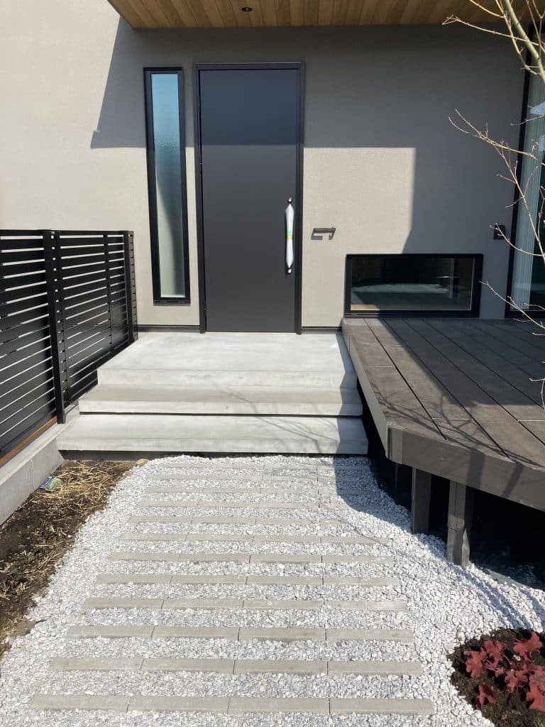 8D93D4E9 9602 4C03 BFFB 0DD6F270EA97